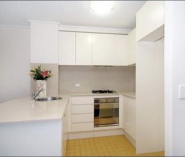 North Sydney - Photo 2