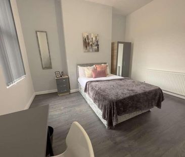 Walton Village, L4 - Photo 4