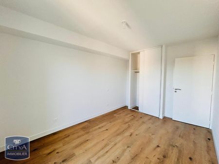 Location Appartement 3 pièces 75m² LAVAL 53000 - Photo 2