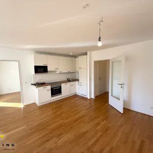 2 Zimmer-Wohnung in ruhiger Lage, Süd-Ost-Balkon, voll ausgestatteter Küche und Gemeinschaftsgarten T14 - Photo 2