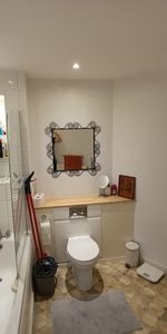 Room in a Shared Flat, Cooke Street, IG11 - Photo 4