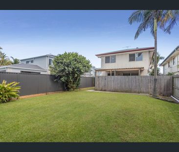 ELEGANT REFURBISHED STUDIO IN BANYO - Photo 3