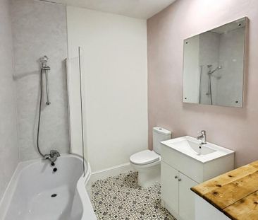 2 bedroom terraced house to rent - Photo 6