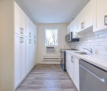For Lease - 843 Danforth Avenue Unit# Upper, Toronto, Ontario - Photo 5