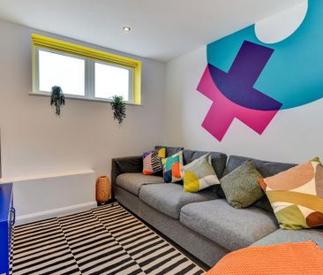 1 bedroom in a house share to rent - Photo 4