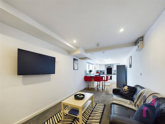1 bedroom property to rent - Photo 1
