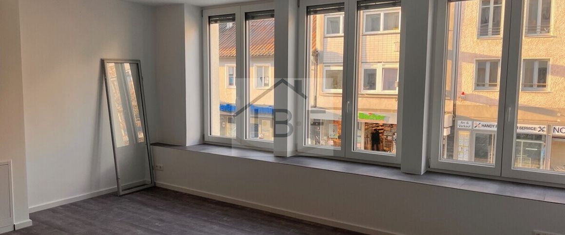 Komfortable City-Wohnung: Modern, klimatisiert & Aufzug in bester Lage von Siegen - Photo 1