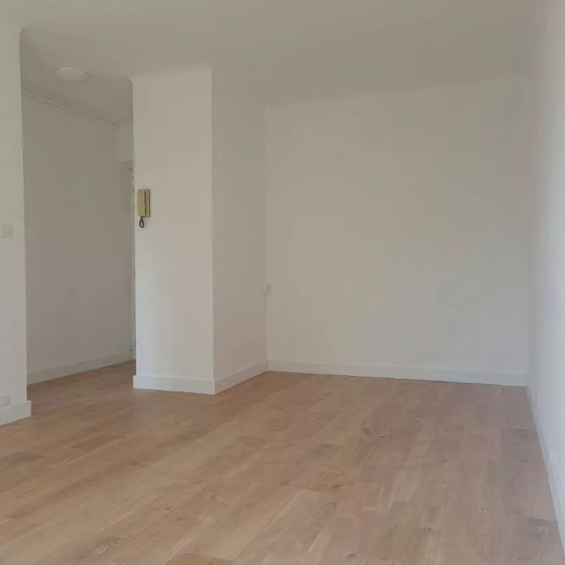 Appartement 1 pièce avec cuisine indépendante - Photo 1