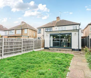 3 bedroom semi-detached house to rent - Photo 2