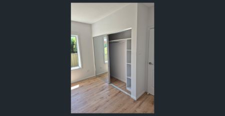 MODERN LIVING - Photo 4