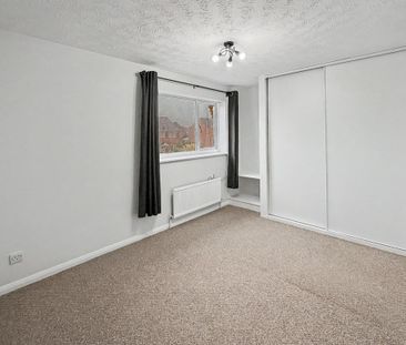 3 bedroom end of terrace house to rent - Photo 5