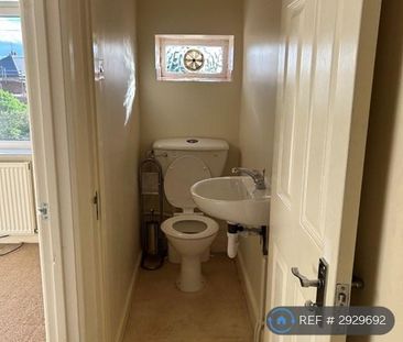 2 bedroom terraced house to rent - Photo 2