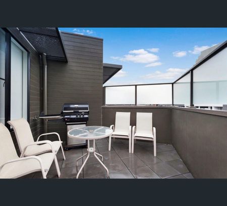 312/81 Warrigal Road, Mentone, Vic 3194 - Photo 3