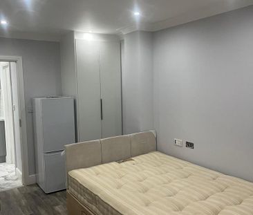 Studio to rent - Photo 5