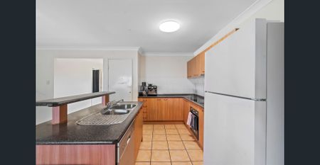 Modern Family Living in a Prime Location - Photo 4