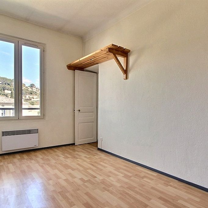 Appartement de Type T2 d'env. 49m² - Trans en Provence, - Photo 1