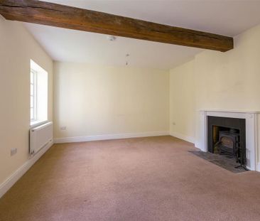 4 bedroom detached house to rent - Photo 3