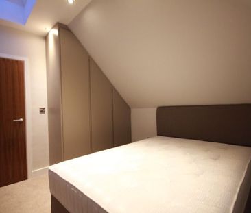 1 bedroom penthouse to rent - Photo 4