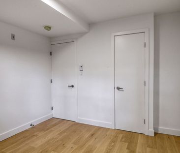 10 Rosemount Avenue, Westmount, QC - Photo 2