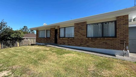 Traditional 3 bedroom home - Photo 5