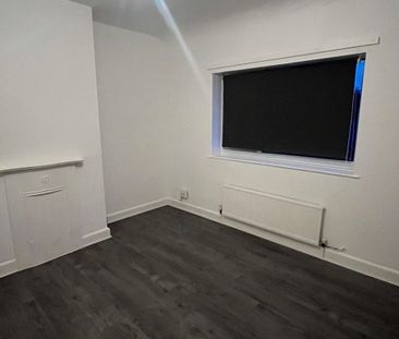 Bedale Avenue - Photo 2