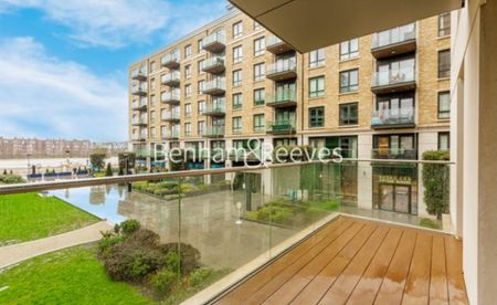 3 Bedroom flat to rent in Faulkner house, Hammersmith, W6 - Photo 4