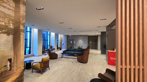 For Lease - 2485 Eglinton Avenue Unit# 404, Mississauga, Ontario - Photo 1