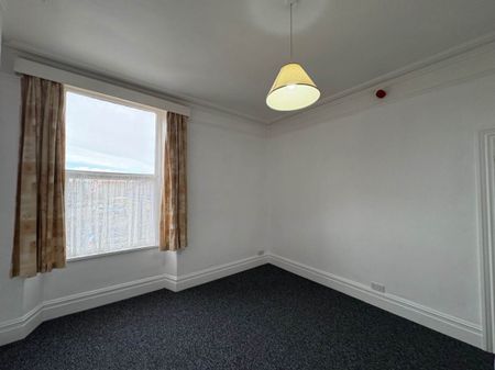 Weston-super-Mare, North Somerset - Photo 5