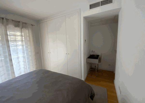 Apartamento T2 para arrendamento sem móveis com piscina nas Laranjeiras, Lisboa