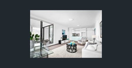 Fully Furnished-Bright and spacious apartment. Bus/ Train direct to city, UNSW, USYD, UTS - Photo 2