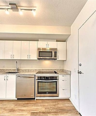 507 - 450 8 Ave SE, Calgary - Photo 3