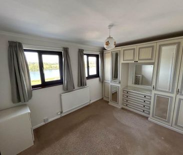 3 bedroom semi-detached house to rent - Photo 6