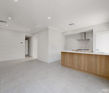 Low Maintenance, Great Location - Photo 3