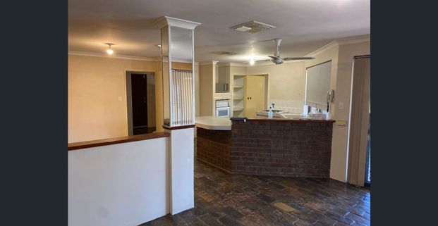 FOR LEASE – 190 Woodland Parade, Stake Hill WA 6181 - Photo 1