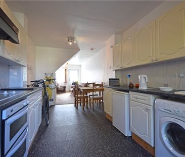 Well presented 1 bedroom house situated just to the east of Cambrid... - Photo 4