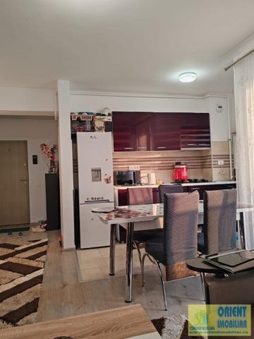 Apartament de inchiriat in Constanta, Tomis Plus - 3 camere, 70 mp - Photo 5