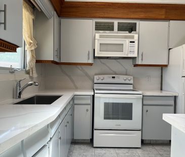 For Lease - 288 Scott Street Unit# Main Floor, St. Catharines, Ontario - Photo 5