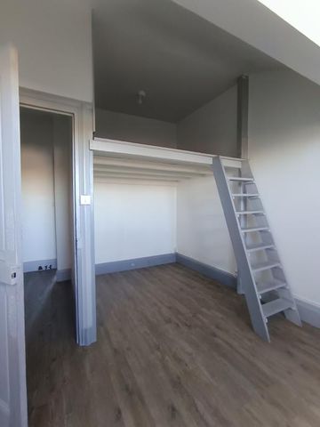 Location Appartement 3 pièces 48m² LYON 7ème - Photo 2