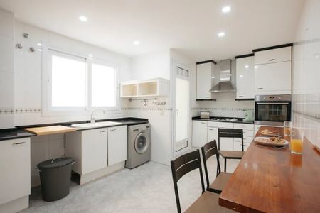 Calle Jesús, Valencia, Valencian Community 46007 - Photo 4