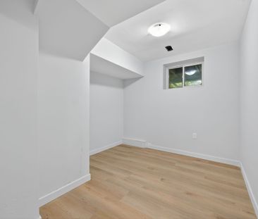 For Lease - 19 Candis - lower level Drive Unit# C, Toronto, Ontario - Photo 6
