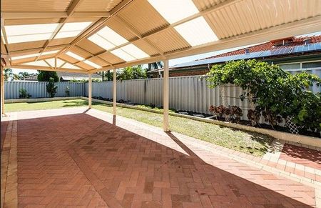 10 Inveraray Close, Canning Vale WA 6155 - House For Rent | Domain - Photo 4