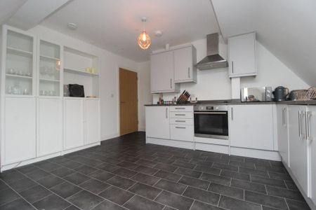 2 bedroom apartment to rent - Photo 5