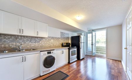 For Lease - 108 Golden Springs Drive, Brampton, Ontario - Photo 4