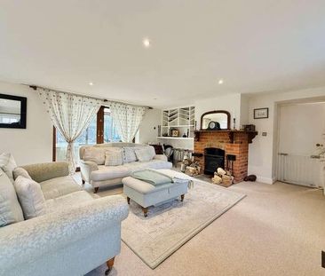 Moreton Road, Aston Tirrold, OX11 - Photo 2