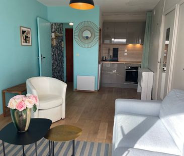 Location Appartement 2 pièces 27m² - Photo 2