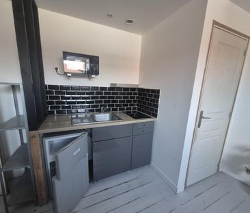Location Appartement 1 pièce 22m² LILLE 59800 - Photo 4