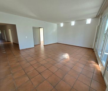 Helle Wohnung mit zwei Balkonen ruhig und familienfreundlich - Photo 4