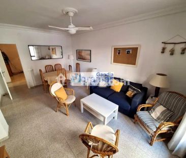 Apartamento en alquiler en Carrer Atlàntic, cerca de Carrer Illes C... - Photo 3