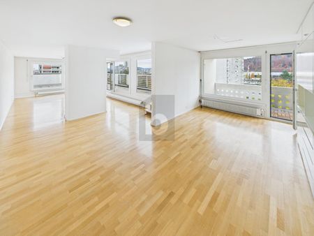 MODERN LIVING WITH TOP VIEW - Foto 2