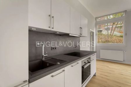 Großzügige 2-Zimmer-Wohnung in zentraler Lage - Foto 2